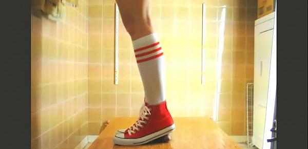 xhamster.com 3054099 cum under my converse again and socks....and barefeet 720p